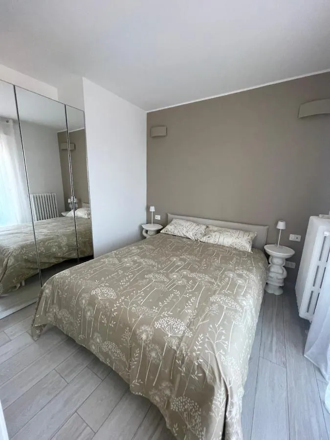 Green Apartment In Milan 10Min From Centralstation 0*,  Italia
